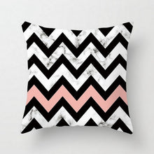Load image into Gallery viewer, Pillow Case Geometric Printed