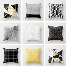 Load image into Gallery viewer, Pillow Case Geometric Printed